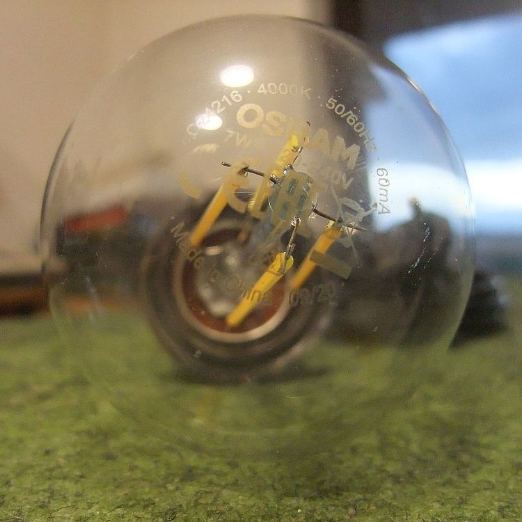 7W