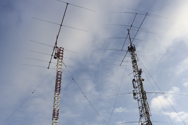 Big antennas, high in the sky