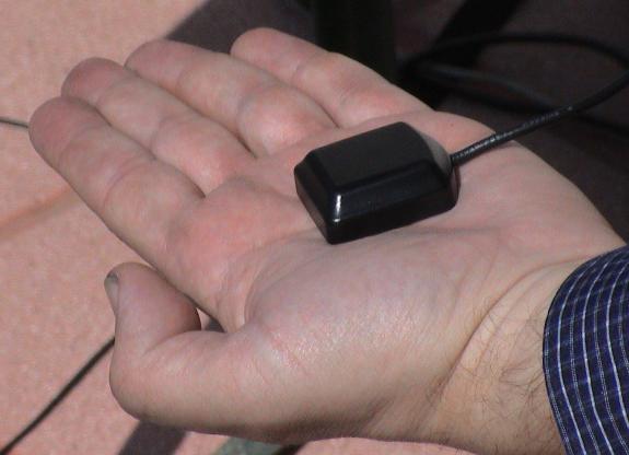 A small active GPS antenna