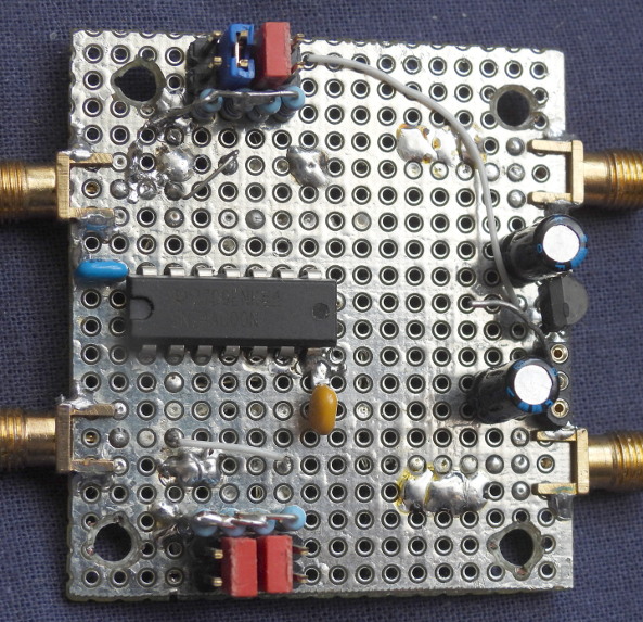 Photo of the frequency divider top side